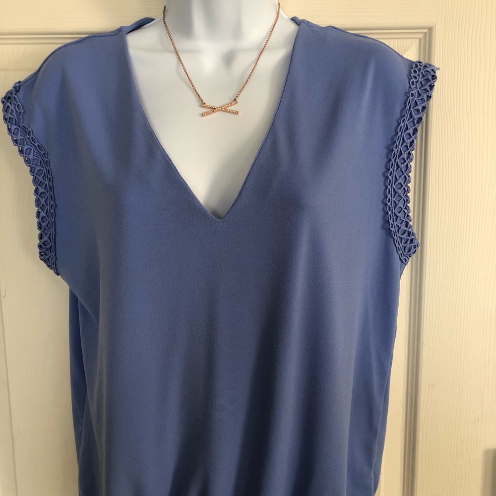 Express top with lace detail sleeves